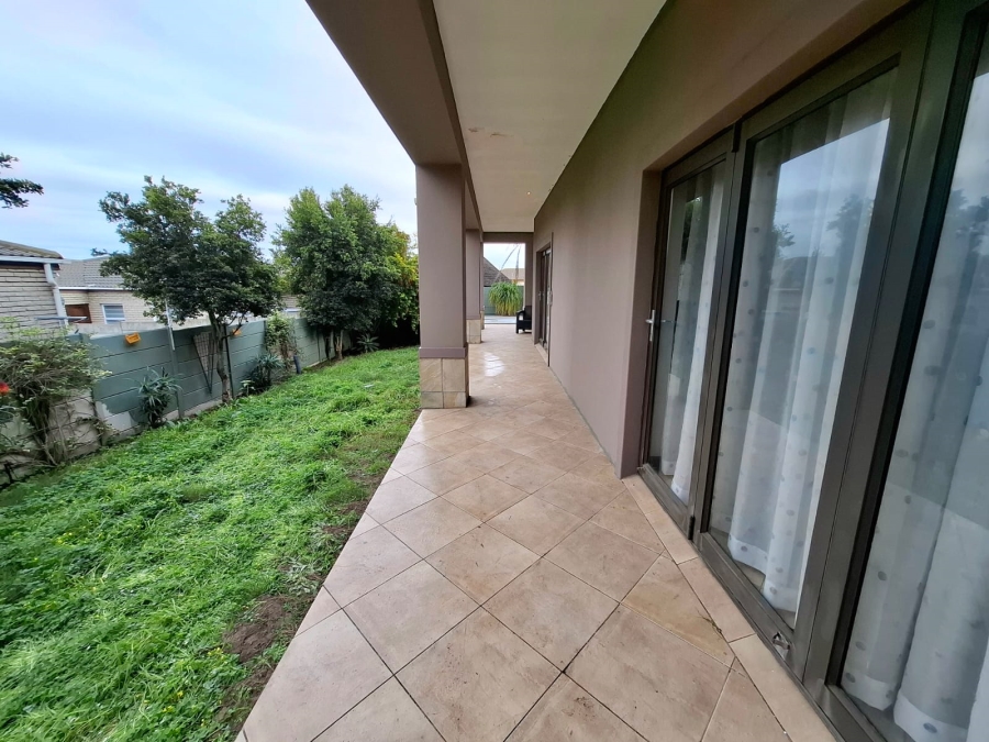 4 Bedroom Property for Sale in Haasendal Western Cape